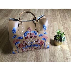 A. Beluga Italian tan/floral handbag